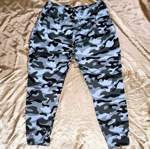 Plus Size Camouflage Bae City Joggers 2X